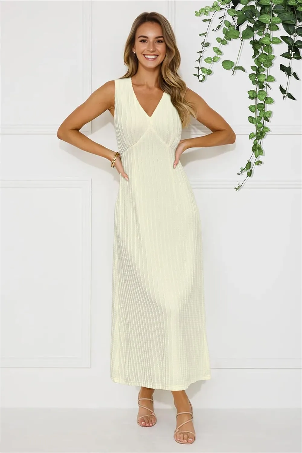Newshows Womens 2025 Summer Wedding Guest V Neck Sleeveless Long Maxi A Line Empire Waist Elegant Formal Texture Dress